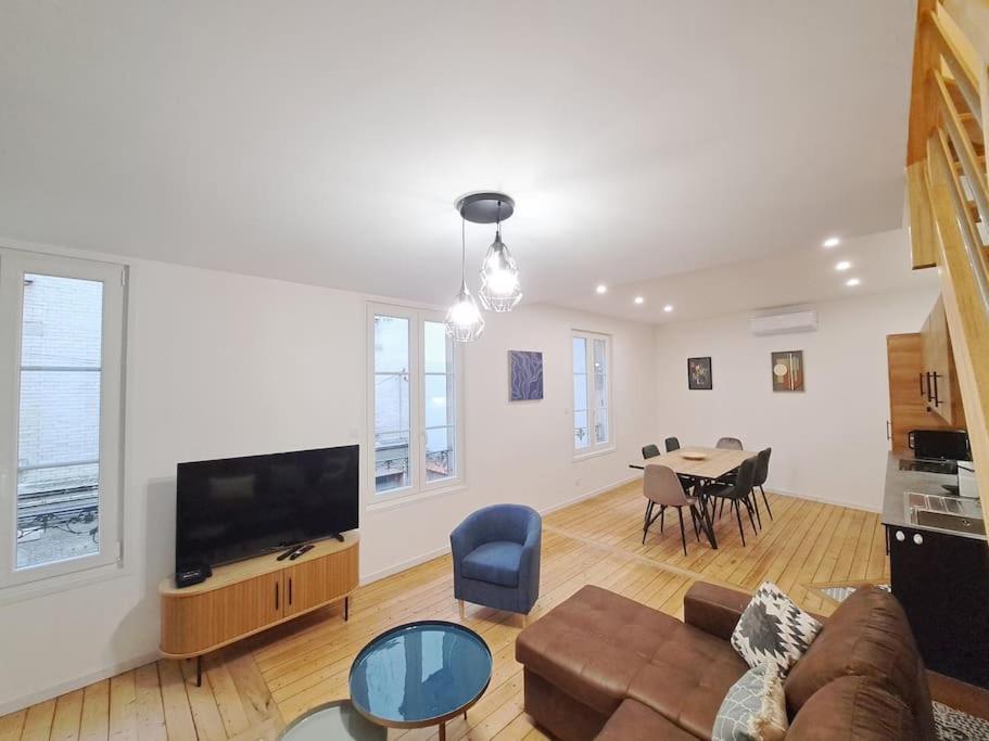 Appartamento Antibes, Duplex Lumineux Reims Esterno foto